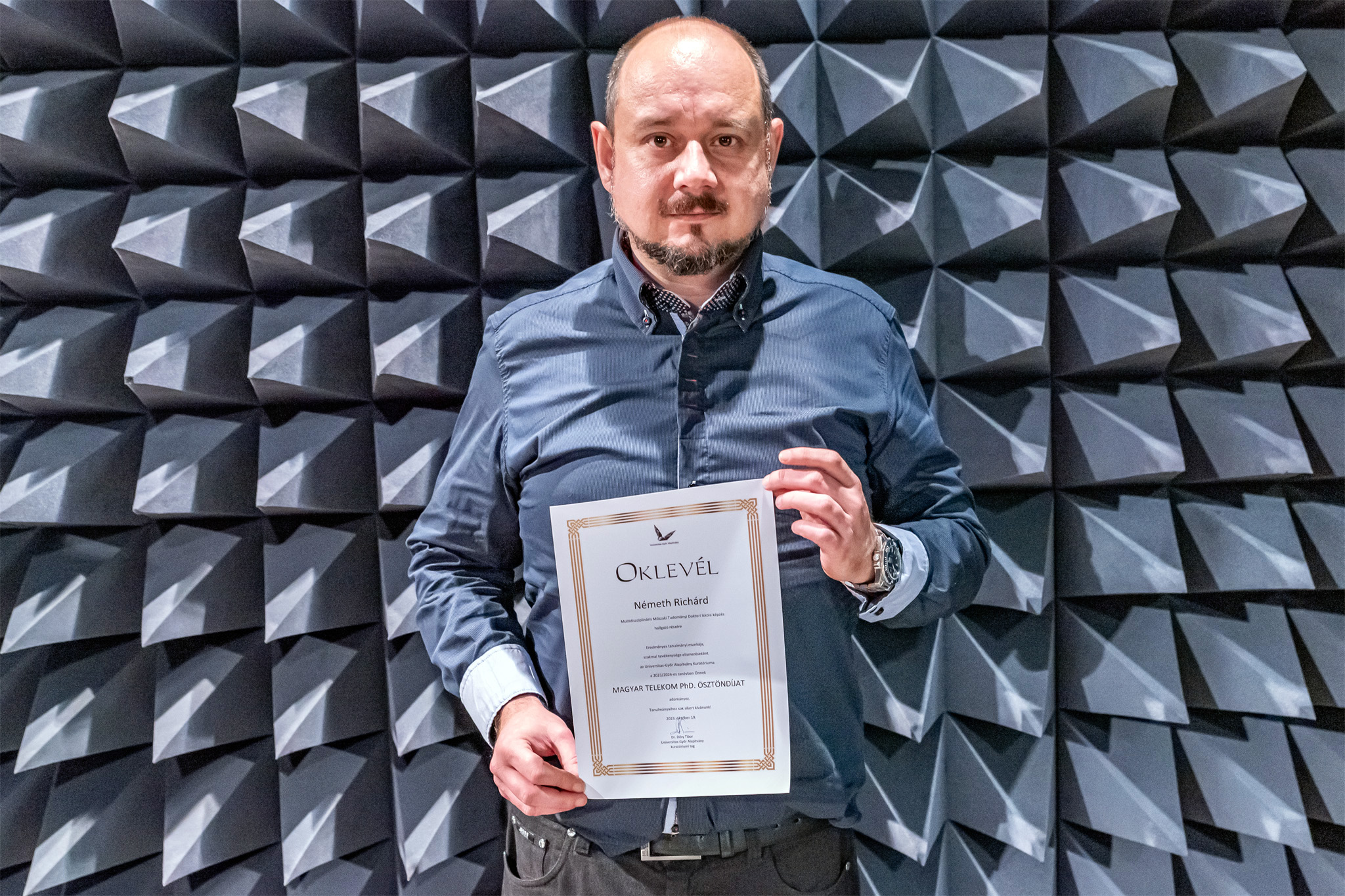 "Magyar Telekom PhD" ösztöndíj